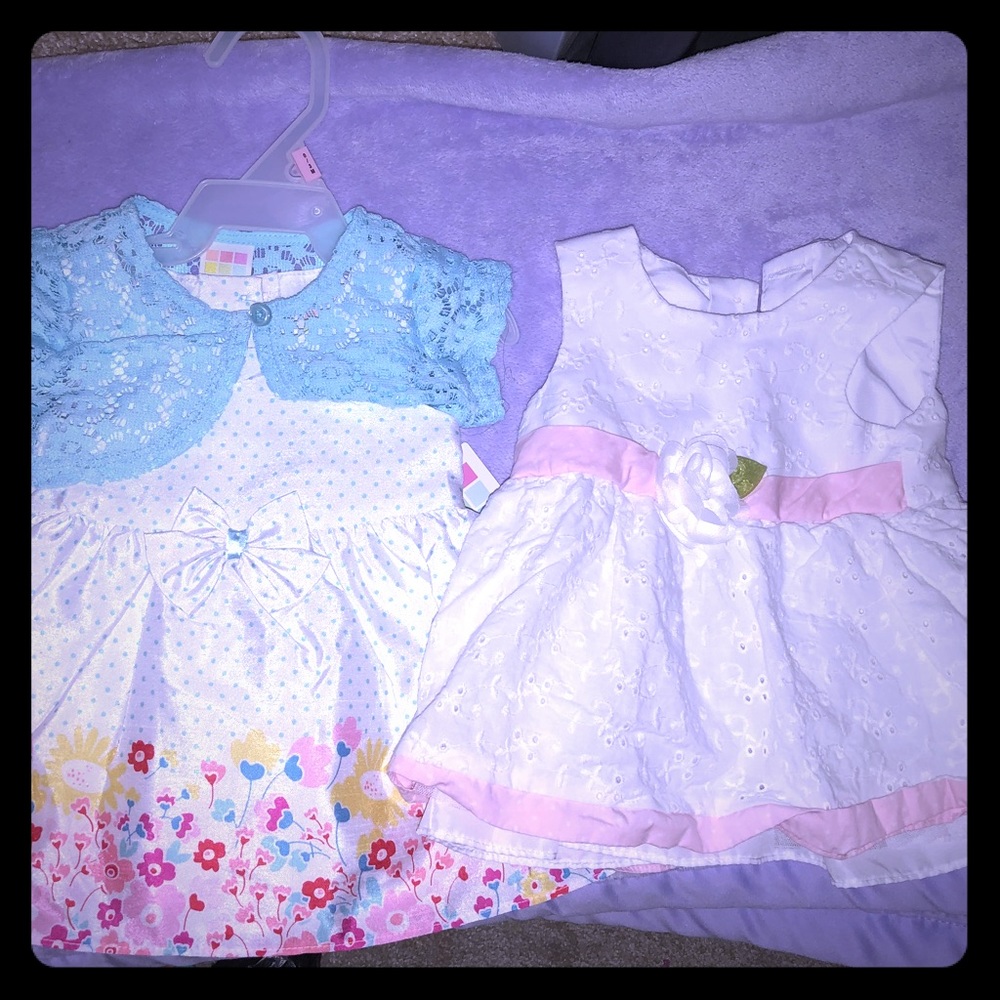 2infant dresses 2 cozy sleepers washcloths towels
